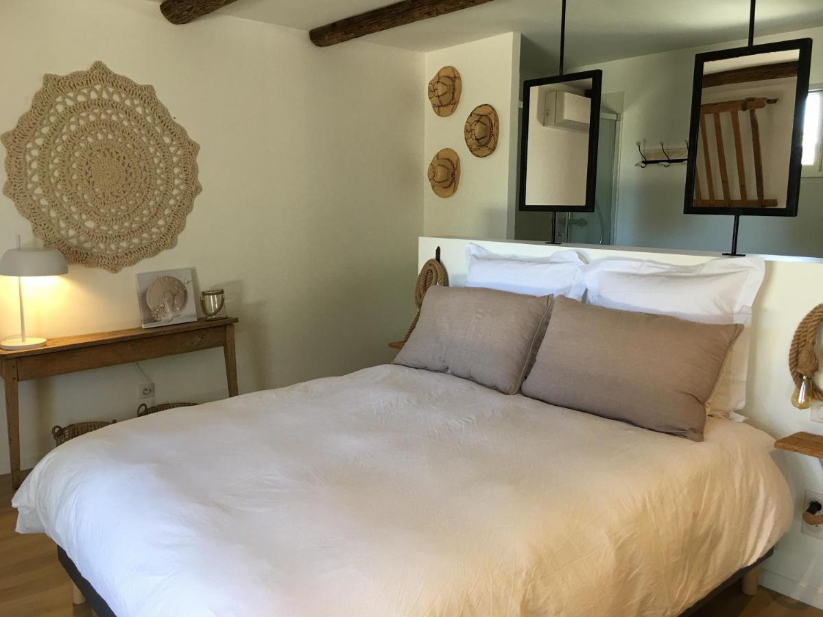 La Bergerie De Cigalon Bed & Breakfast Mouries Ngoại thất bức ảnh